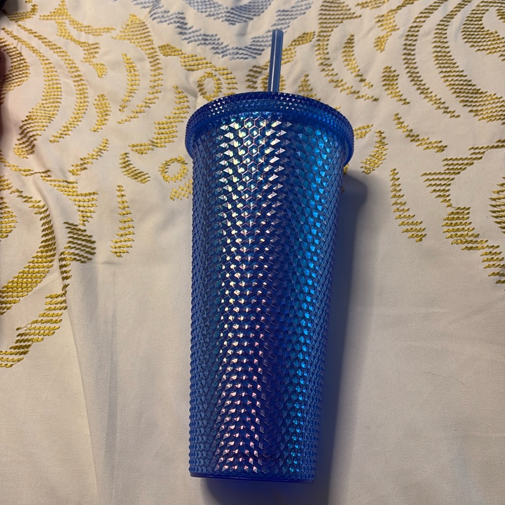 NWOT Studded tumbler lid and straw cup diamond blue Starbucks